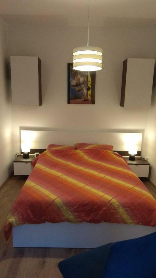 Apartman Katnic By The Beach Криквеница Екстериор снимка